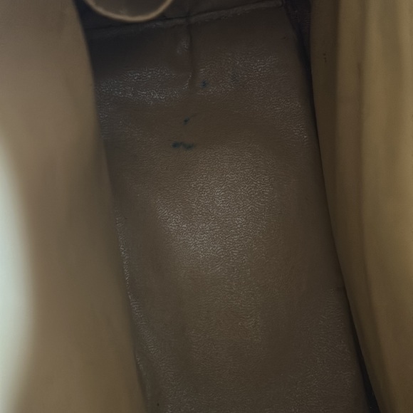 Vintage 1980’s Authentic Gucci Handbag - Picture 8 of 9